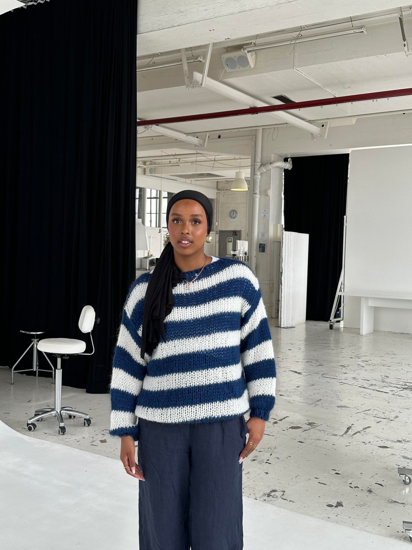 Aida | Strikket sweater med striber – tidløs & hyggelig