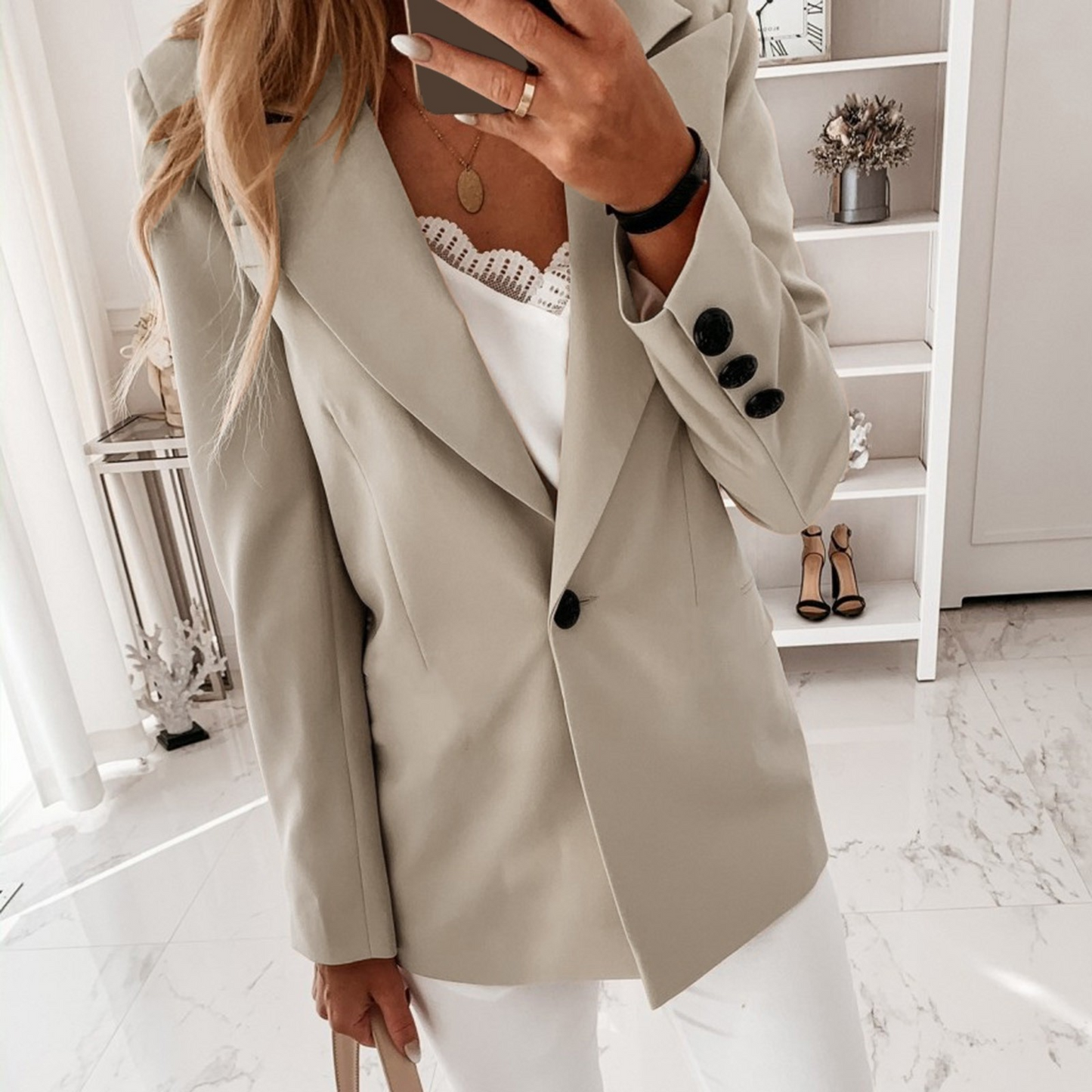 Hanna | Den tidløse blazer til stil og komfort