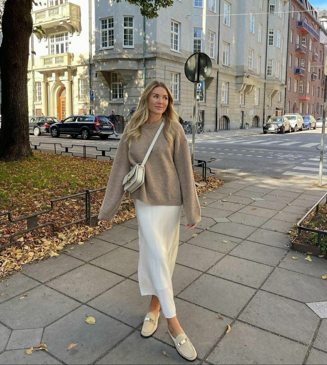 Julia | Satin-maxinederdel til kvinder